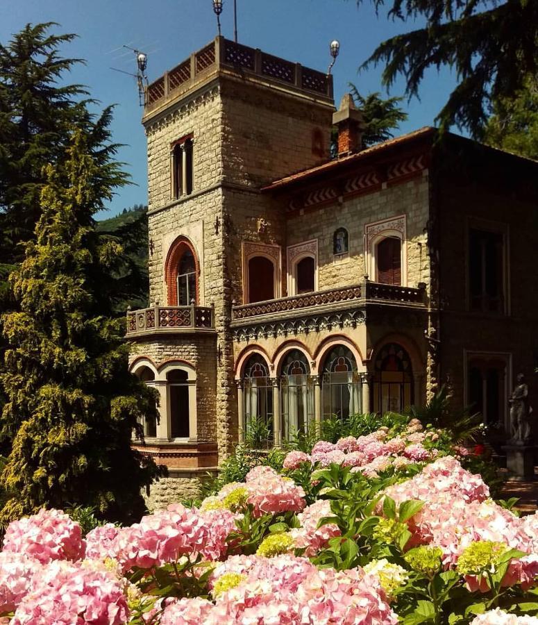 Il Parco E Gli Affreschi Apartment Varese Ngoại thất bức ảnh