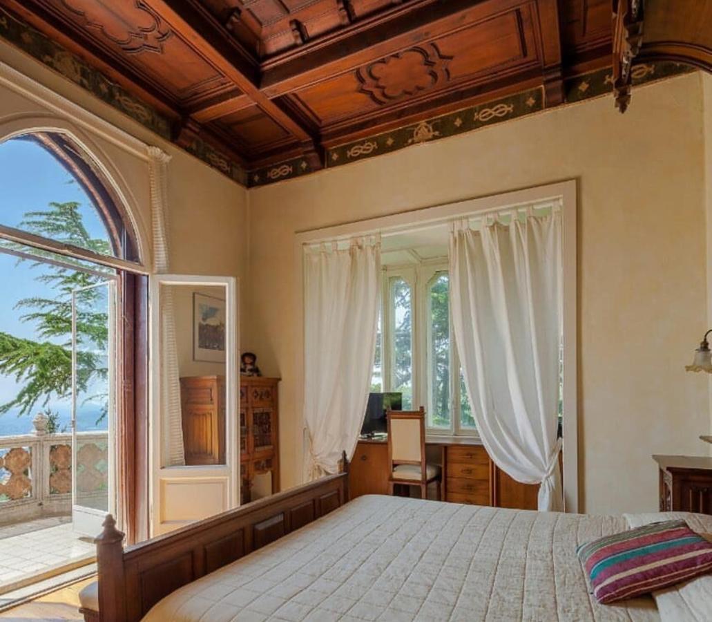 Il Parco E Gli Affreschi Apartment Varese Ngoại thất bức ảnh