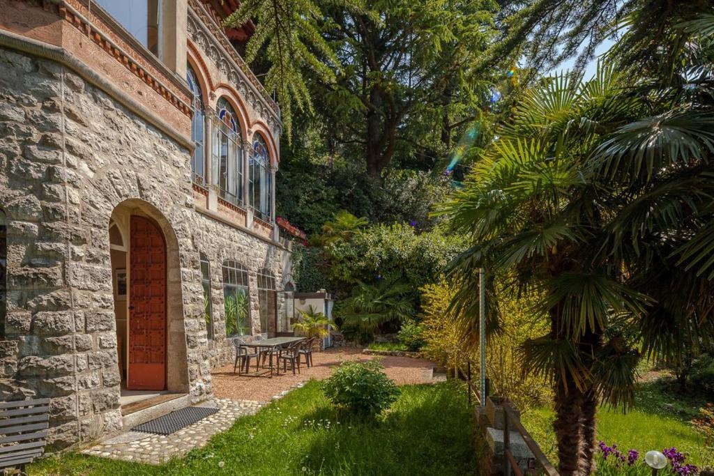 Il Parco E Gli Affreschi Apartment Varese Ngoại thất bức ảnh