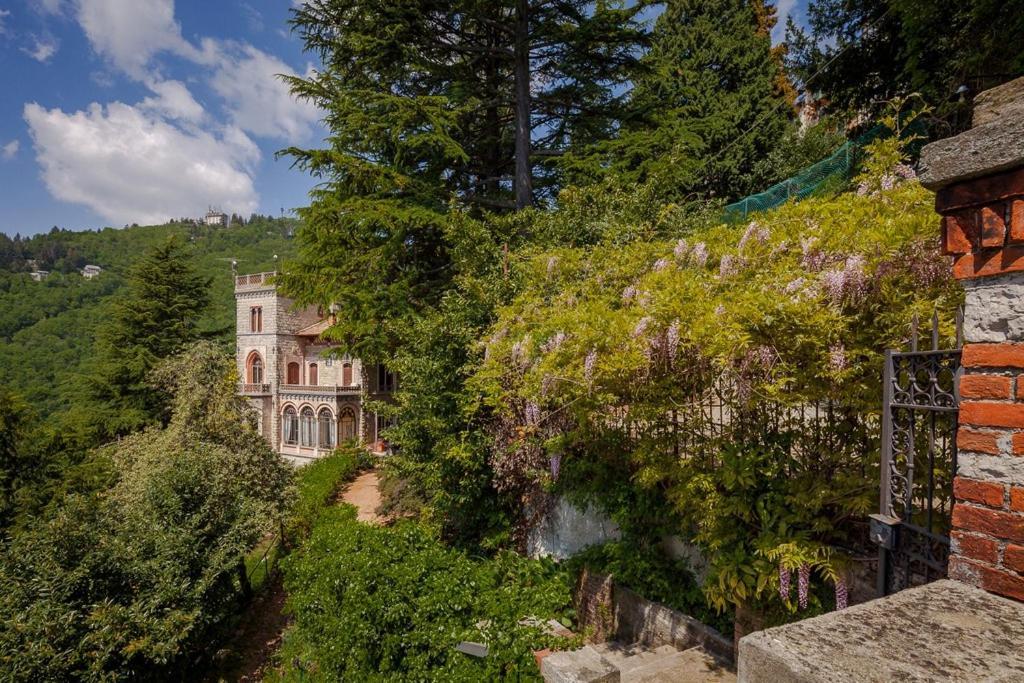 Il Parco E Gli Affreschi Apartment Varese Ngoại thất bức ảnh